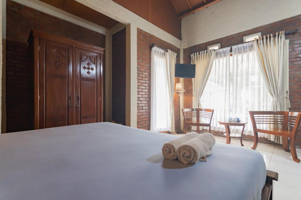 Samakta Guest House Lembang Exterior foto
